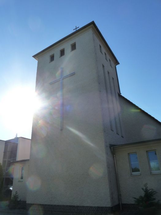 002 Glockenturm mit Kreuz